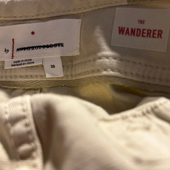 New with tags Anthropologie
Style - The Wanderer Size 30
Distressed pants
Camo - Picture 11 of 14